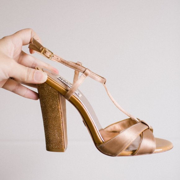 Badgley Mischka Copper Glitter Satin Block Heels 7 - Picture 2 of 7